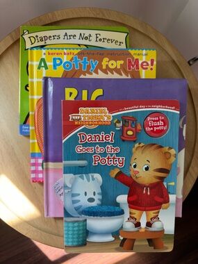 Set of 4 Potty Training Books